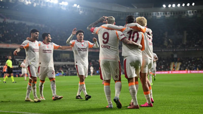 Leroy Sane alev aldı, Galatasaray 3 puanı hanesine yazdırdı (Başakşehir 1 - 2 Galatasaray | Maçın özeti)