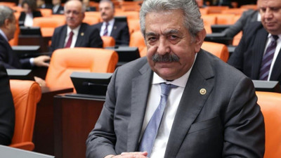 Bahçeli’nin İmralı çağrısı sonrası kritik gün: Komisyon 14.00’te toplanıyor! MHP'den İmralı'ya gidecek isim belli oldu