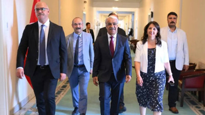 DEM Parti’den İmralı ziyareti: Öcalan ile kritik görüşme