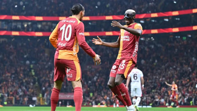 Samsunspor 2-0'dan geri geldi, Victor Osimhen 90+3'de son sözü söyledi (Galatasaray 3 - 2 Samsunspor | Maçın özeti)