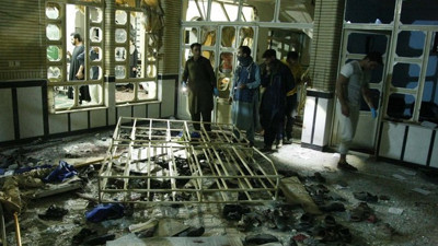 Afganistan'da camiye saldırı...Çok sayıda ölü var...