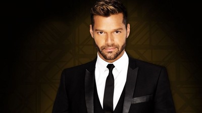 Ricky Martin'den çok konuşulacak karar...