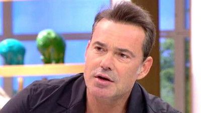 Murat Başoğlu evinin önüne kale duvarı ördü!