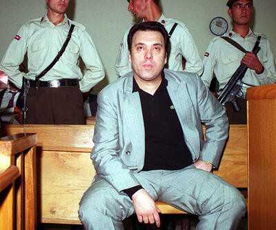 İmparatoru,Başbakanı ve Halkı Kandıran Türk Dolandırıcıların Anatomisi - Resim : 2