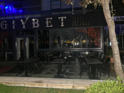 Başkentte korku dolu anlar! Eğlence mekanına kurşun yağmuru: Motosikletli saldırganlar dehşet saçtı