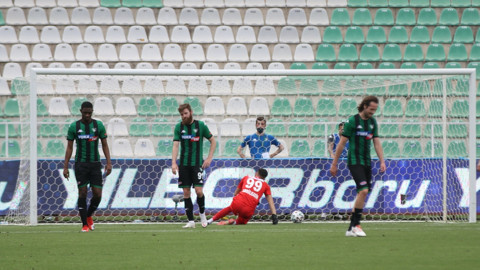 Çaykur Rizespor'a tek golle yenilen Denizlispor'un küme düşmesi kesinleşti!