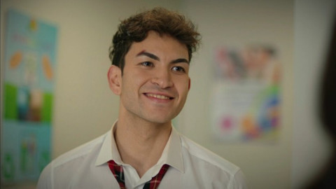 Kardeşlerim Dizisinde Tolga'ya Sevgili Bulundu! Senarist İsim Verdi