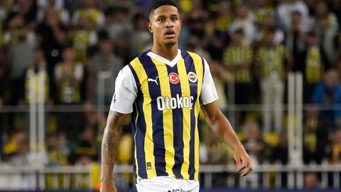 Fenerbahçe'de müjdeli haber: Oosterwolde'nin sözleşmesi uzatıldı