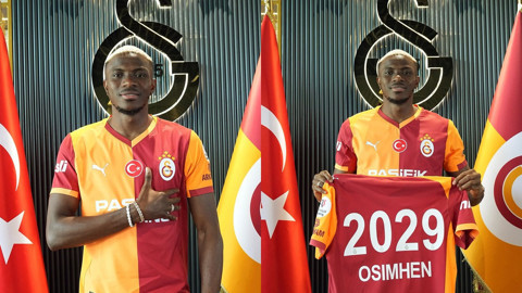 Victor Osimhen resmen Galatasaray'da! Maliyeti de açıklandı...