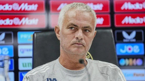Mourinho o muhabirin tuzağına düşmedi: Cevap vermeyeceğim!