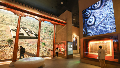 Türk tasarımcılar Özbekistan'ın tarihine yeniden can veriyor: Taşkent’ten Semerkant’a uzanan kültür köprüsü