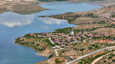 İliç'te hayat durdu! Halk madenin açılmasını istiyor... 1,5 milyar dolarlık kayıp, 50 bin kişi geçim derdine düştü