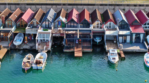 Balıkçı barınakları lüks villaya çevrilip 7 milyon TL'ye satılıyor!