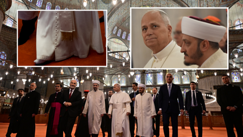 Seçildikten sonra ilk girdiği cami Sultanahmet Camii oldu