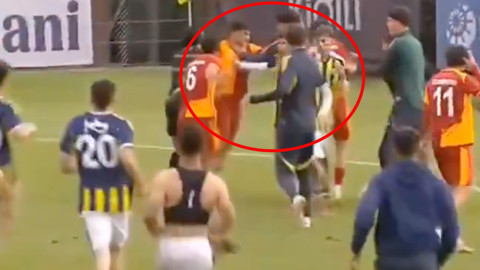 Fenerbahçe - Galatasaray maçında yumruklu kavga çıktı