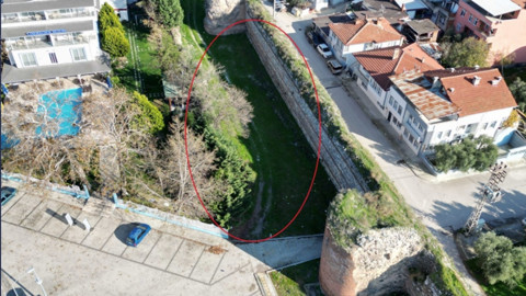 Sur içindeki arsası için rekor fiyat istedi