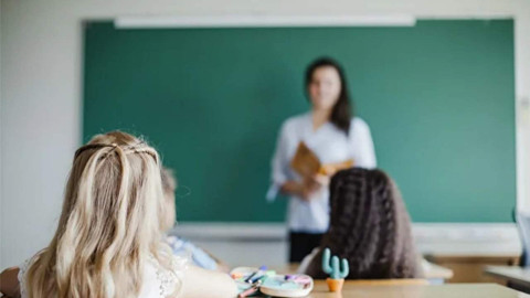 MEB, 10 Bin Yeni Öğretmen Alacak: AGS Sınav Tarihi Açıklandı