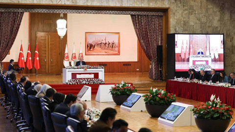 AK Parti'den komisyona "Terörsüz Türkiye" raporu