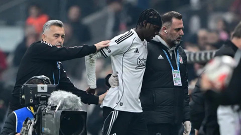 Beşiktaş'a kötü haber! Tammy Abraham maça devam edemedi