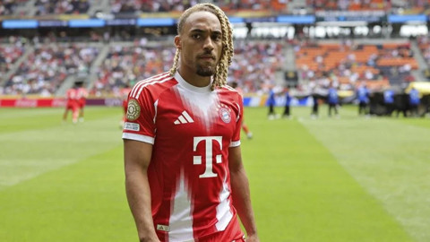 Galatasaray'a kötü haber: Sacha Boey'e Premier Lig'den talip çıktı