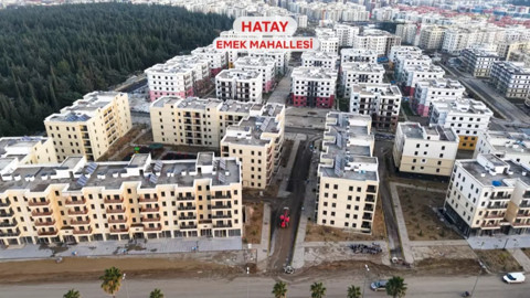 Asrın felaketinde izler asrın inşasıyla siliniyor! Şehirler yeniden ayağa kalkıyor! İşte deprem bölgesinin öncesi ve sonrası...