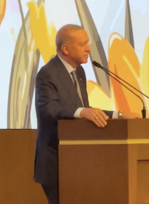 AK Parti teşkilatından Cumhurbaşkanı Erdoğan'a anlamlı sürpriz! "Bizimkisi bir aşk hikayesi"