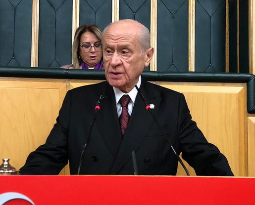 Yeni Şafak'tan dikkat çeken manşet... Devlet Bahçeli'ye rest çektiler! “Komisyon İmralı’ya gitmesin”