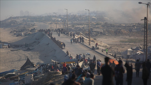 Sürgün mü vatan mı? Gazze'yi ateşkes sonrası ne bekliyor?