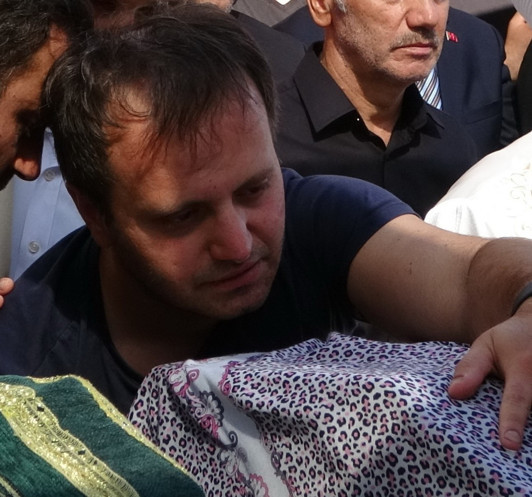 Eşi ve çocuğu ölmüştü! Şüpheli kazanın sorumlusu cezaevinde intihar etti - Resim : 2