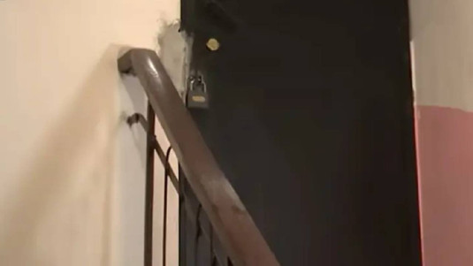 Ortaköy’de davetsiz misafir! Evsiz adam çatı katına aylarca gizlice yerleşti - Resim : 2