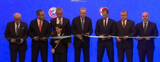 UEFA'nın İstanbul Ofisi Cumhurbaşkanı Recep Tayyip Erdoğan'ın katılımıyla açıldı - Resim : 2