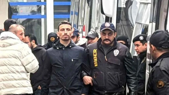 Mert Hakan: Dostlarımın korkaklığını unutmayacağım