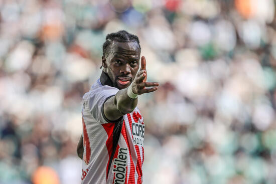 Samsunspor Konya deplasmanında 3 puanı 3 golle aldı