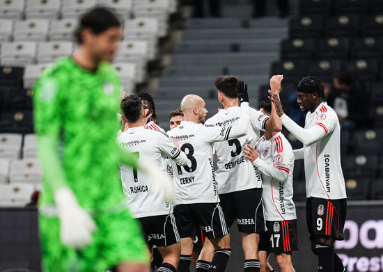 Beşiktaş Keçiörengücü'nü farklı yendi