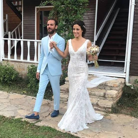 Son dizisi ayrılık getirdi! Erkan Kolçak Köstendil ve Cansu Tosun boşandı... - Fotoğraf: 4