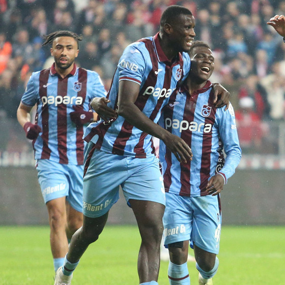 Trabzonspor deplasmanda Samsunspor'a 3 attı