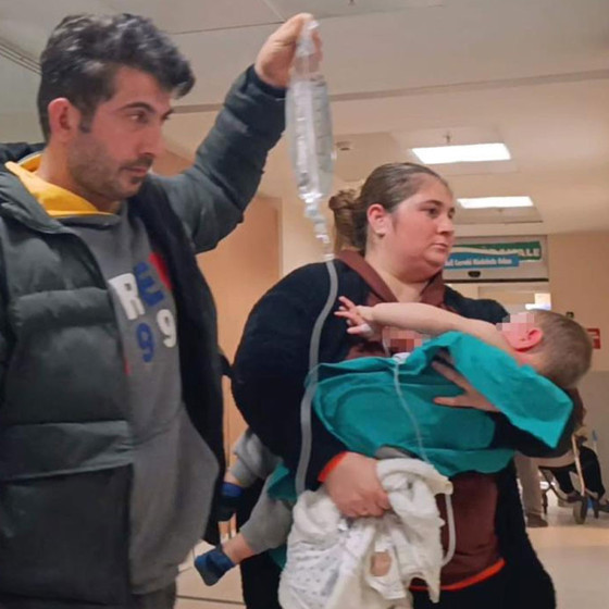 Feci olay: 1,5 yaşındaki bebeğin üzerine kaynar su döküldü