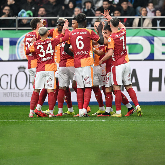 Galatasaray, deplasmanda Rizespor'yu rahat geçti