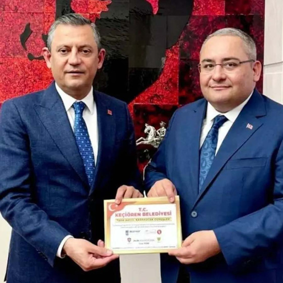 +18'lik Özgür Özel! Belediye başkanı yaptığı açıklamada küfür ettiğini iddia etmişti: O küfürler ortaya çıktı