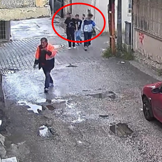 Adana'da insanlık ayıbı: 52 yaşındaki Aziz amca, yolda yürürken tartıştığı çocuklar tarafından darbedildi