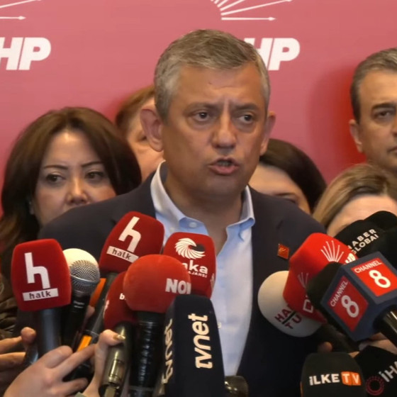 Grup toplantılarını kim yapacak? Özgür Özel merak edilen soruyu cevapladı: Kurultaya kadar grup toplantılarını ben yapacağım, uzlaşma yok!