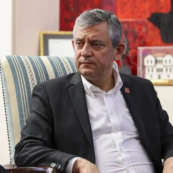 Miting öncesi Özgür Özel konuştu! "Kılıçdaroğlu'na ne öneri götürsem 'Bilmiyorum' diyor!"