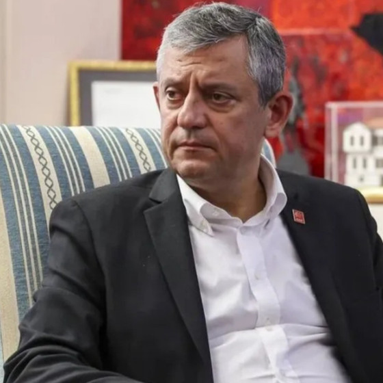 Özgür Özel, olağanüstü kurultay için yeterli imza sayısını topladı