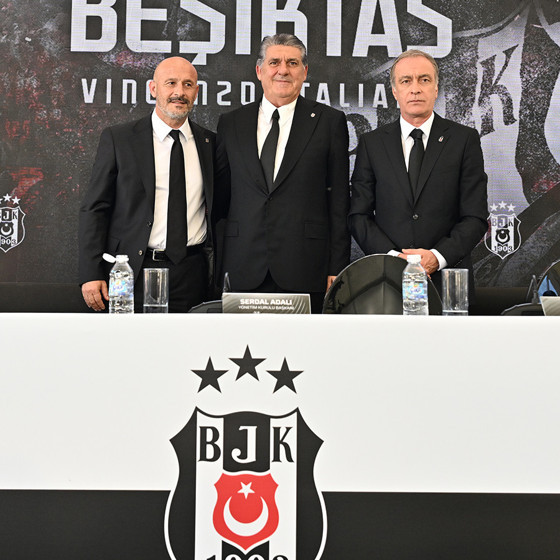 Beşiktaş'ta Italiano'nun kampa götürmeyeceği isimler! Hangi bölgelere kaç transfer yapılacak?