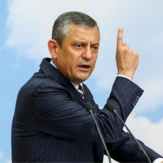 Özgür Özel'den yeni parti açıklaması: Birinici planımız burada kalmak