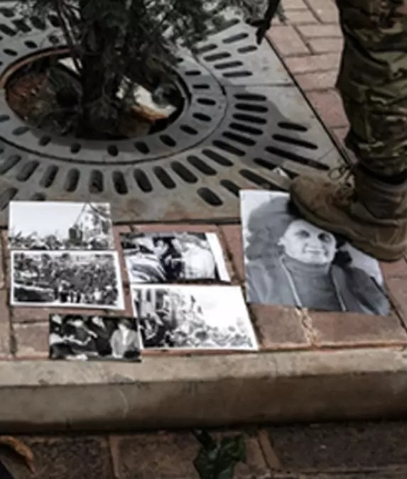 Devrik lider Esad, Rusya'ya kaçana kadar bu evde yaşadı! Yerdeki fotoğraflar dikkat çekti...