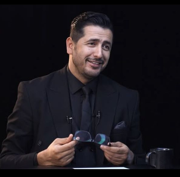 Fenomen öğretmen Taner Çağlı hakkında karanlık iddialar! "Kapıyı açık bırak annen bizi izlesin..." Bomba Mehmet Akif Ersoy detayı... - Fotoğraf: 5