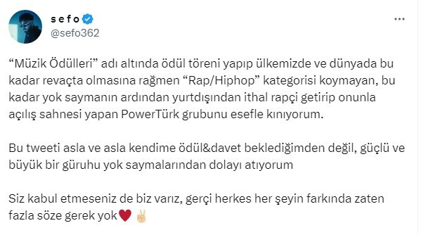 Sefo'nun ödül töreni isyanı! PowerTürk grubunu topa tuttu: "Yurt dışından ithal rapçi getirip..."