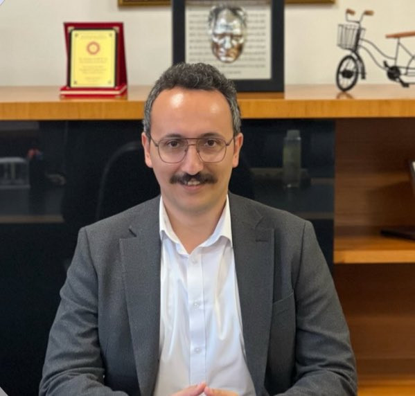 CHP'nin kuzen cumhuriyeti! Adana’da belediyelerde akraba istihdamı tepki çekiyor - Resim : 4