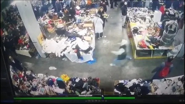 "Çok yakışıklısın" kavgası! İtalyan aşçının 14 yaşındaki oğlunu öldürenler sabıkalı çıktı! Biri 15 diğeri 16 yaşında...